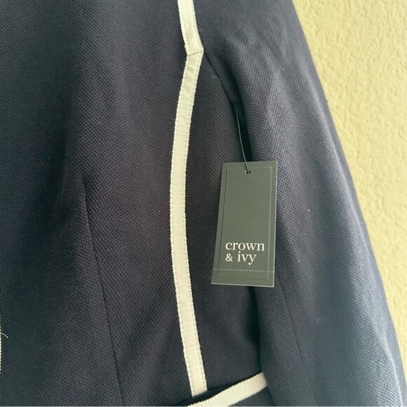 Crown & Ivy Navy White Trim Cropped Blazer Jacket NWT Size Small Preppy Chic - Picture 5 of 7